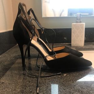 Gianni Bini Renell Ankle Strap pointed heel